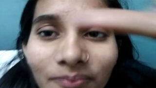 Sexy Hindi village girl porn MMS