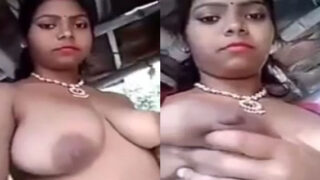 Bangla village wife nude boobs show MMS