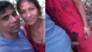 Naughty village wife handjob to Devar outdoors