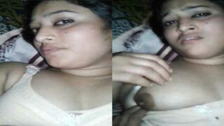 Sweet Dehati Bhabhi enjoying foreplay sex