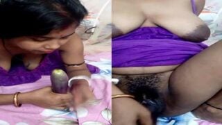 Dehati Bengali wife dildoing pussy with brinjal