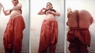 Punjabi village girl showing her big ass