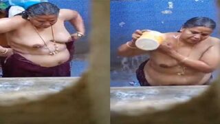 Tamil village aunty hidden cam bath video