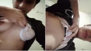 Pakistani village girl topless untouched boobs