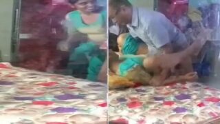 Dehati village bhabhi sex with husband boss MMS