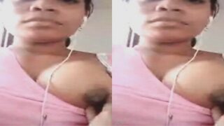 Cute desi village girl boob showing clip