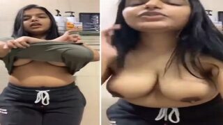 Indian girl topless big boobs show in bathroom