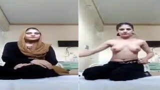 Pashto Village Girl Showing Boobs For Lover