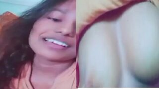 Bangladeshi Village Girl Boobs Show Pompom