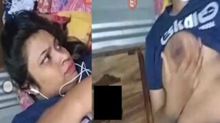 Dehati girl nude selfie video call with lover