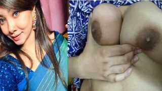 Indian office girl exposing big boobs on cam