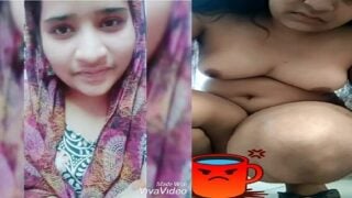 Big ass desi village girl nude bath on live call