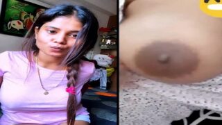 Desi girl showing boobs on video call hot MMS