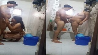 Desi village sex housewife fucked in bathroom