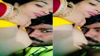 Village bhabhi breastfeeding lover in new sex mms