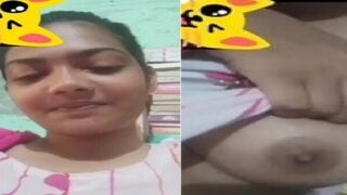 Indian girl showing boobs village sexy video