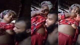 Bangladeshi bhabhi boob sucking chakma sex video