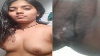 GF nude selfie showing boobs and hairy pussy
