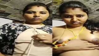 Tamil aunty sex tease topless video for lover