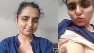 Desi aunty topless boob press at village sex.com