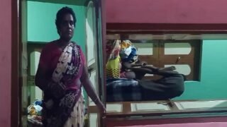 Village maid Tamil sex video of pussy fucking