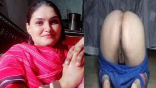 Pakistani mature aunty showing big boobs and nude