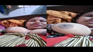 Mature desi village sex bhabhi big boobs showing